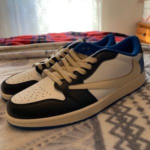 AIR JORDAN 1 LOW TRAVIS SCOTT FRAGMENT OG SP SIZE 12